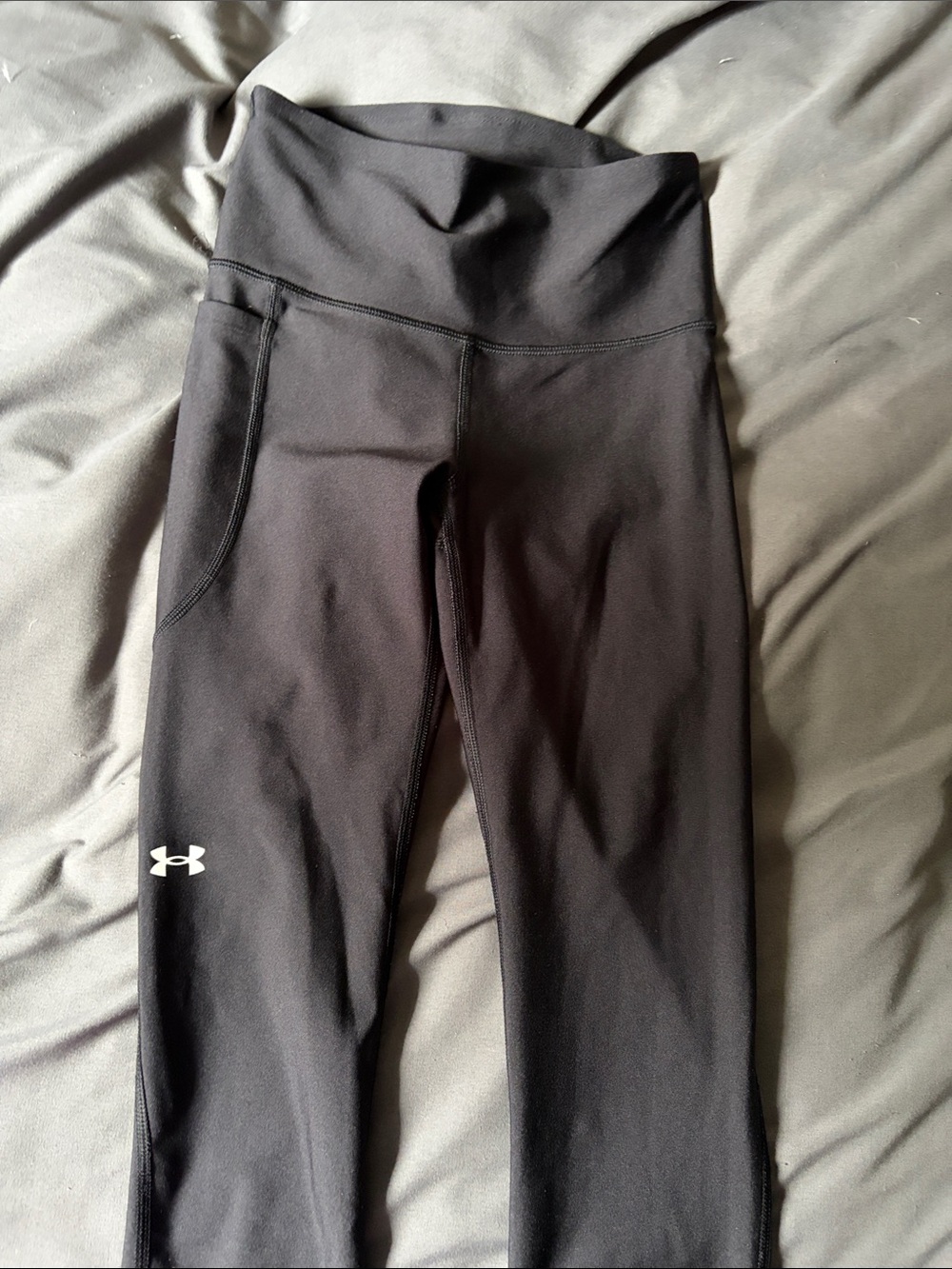 Under Armour Black Performance High-Waist Leggings with Side Pockets